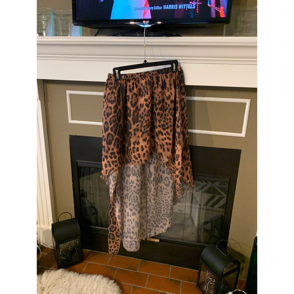 High-Low animal print skirt